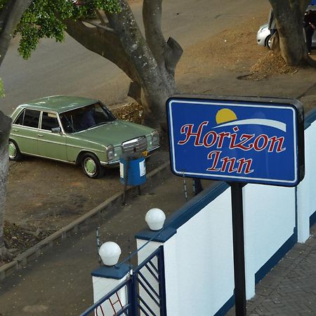 Horizon Inn Harare Buitenkant foto