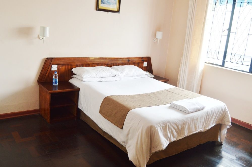 Horizon Inn Harare Buitenkant foto