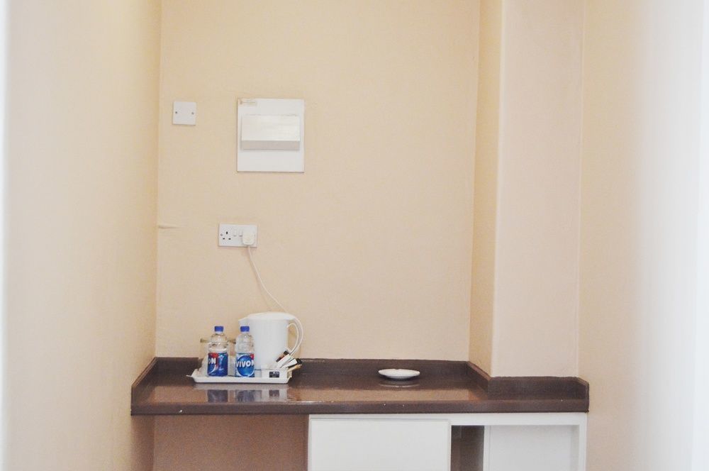 Horizon Inn Harare Buitenkant foto