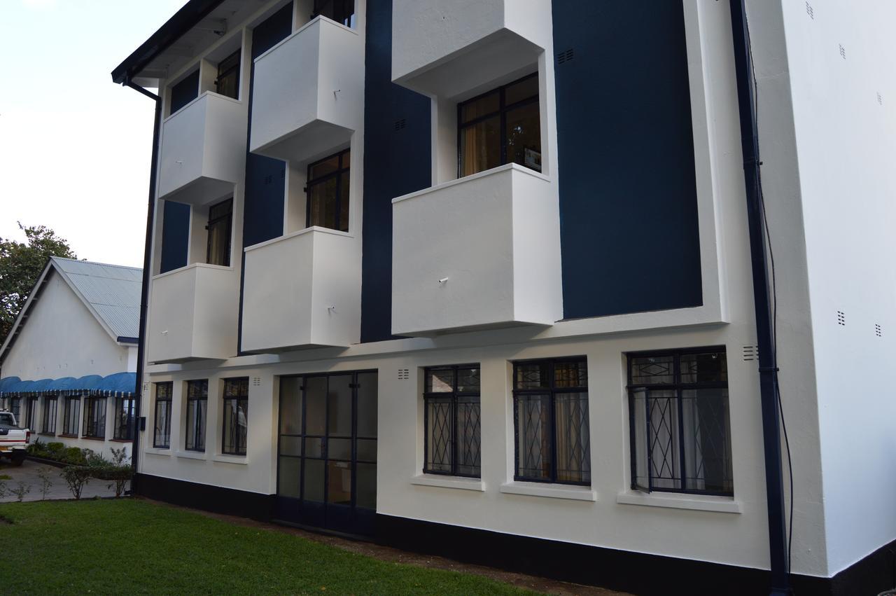 Horizon Inn Harare Buitenkant foto