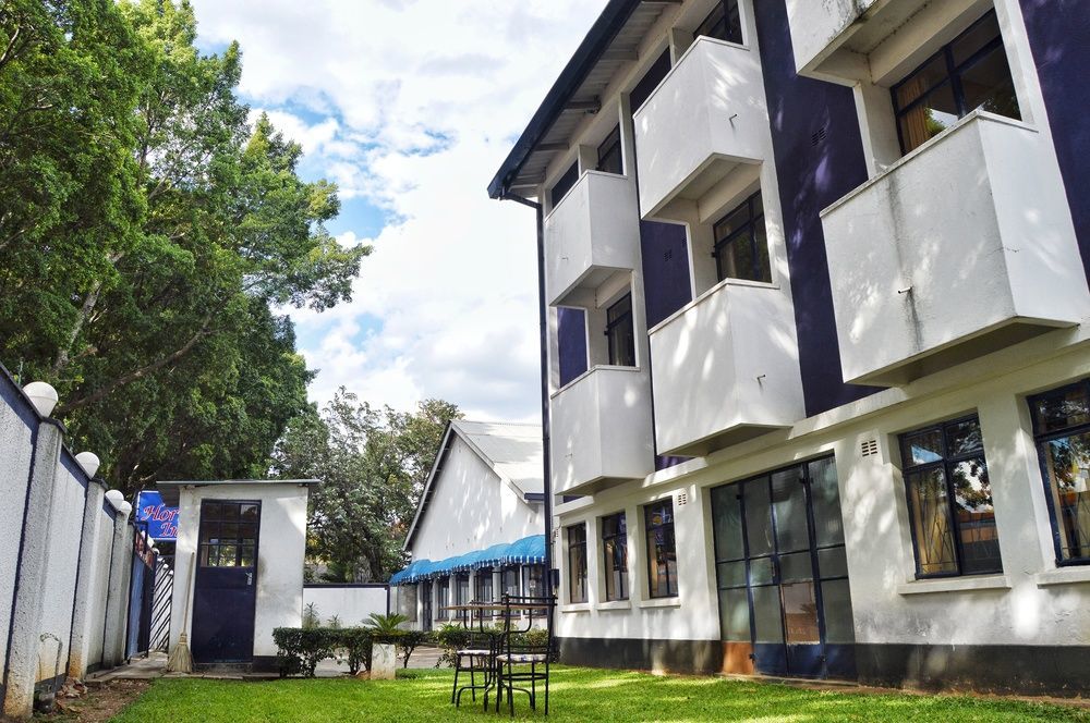 Horizon Inn Harare Buitenkant foto